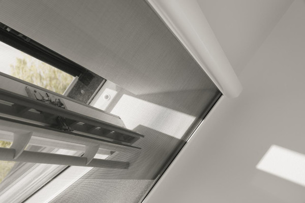 szúnyogháló, rovarháló Velux tetőablakra